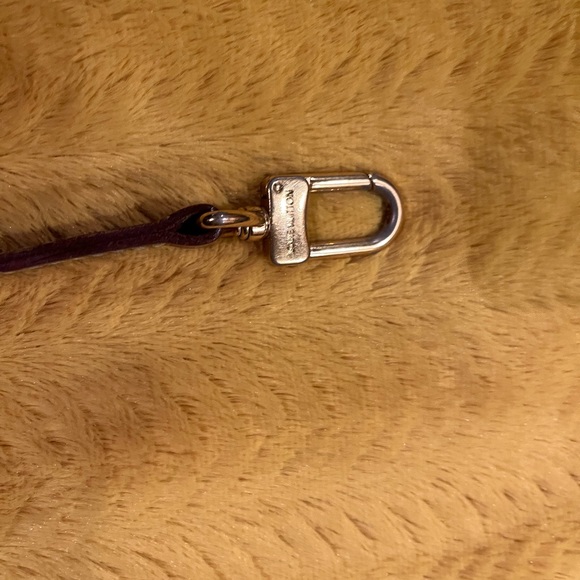 Authentic LOUIS VUITTON Adjustable Shoulder Strap Leather - Picture 7 of 17